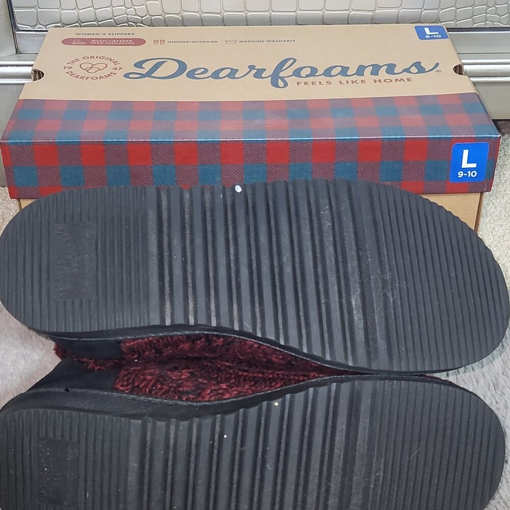 🚫SOLD🚫-Burgundy/ Maroon / Black Checkered Dearfoams Slippers Size 9-10 - Picture 4 of 6